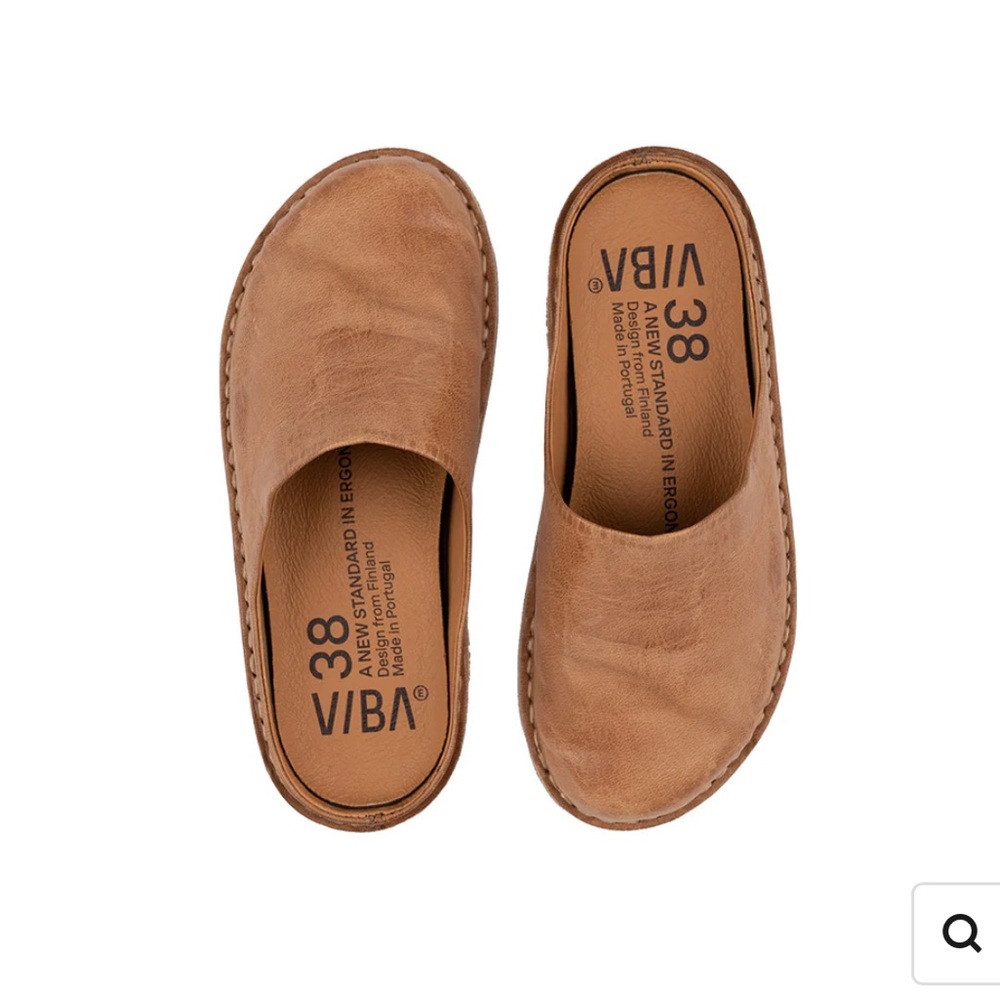 VIBAe NWOB ROMA LEATHER FAWN TAN 39